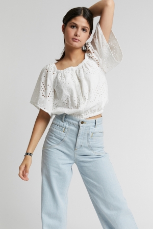 English lace top Off white